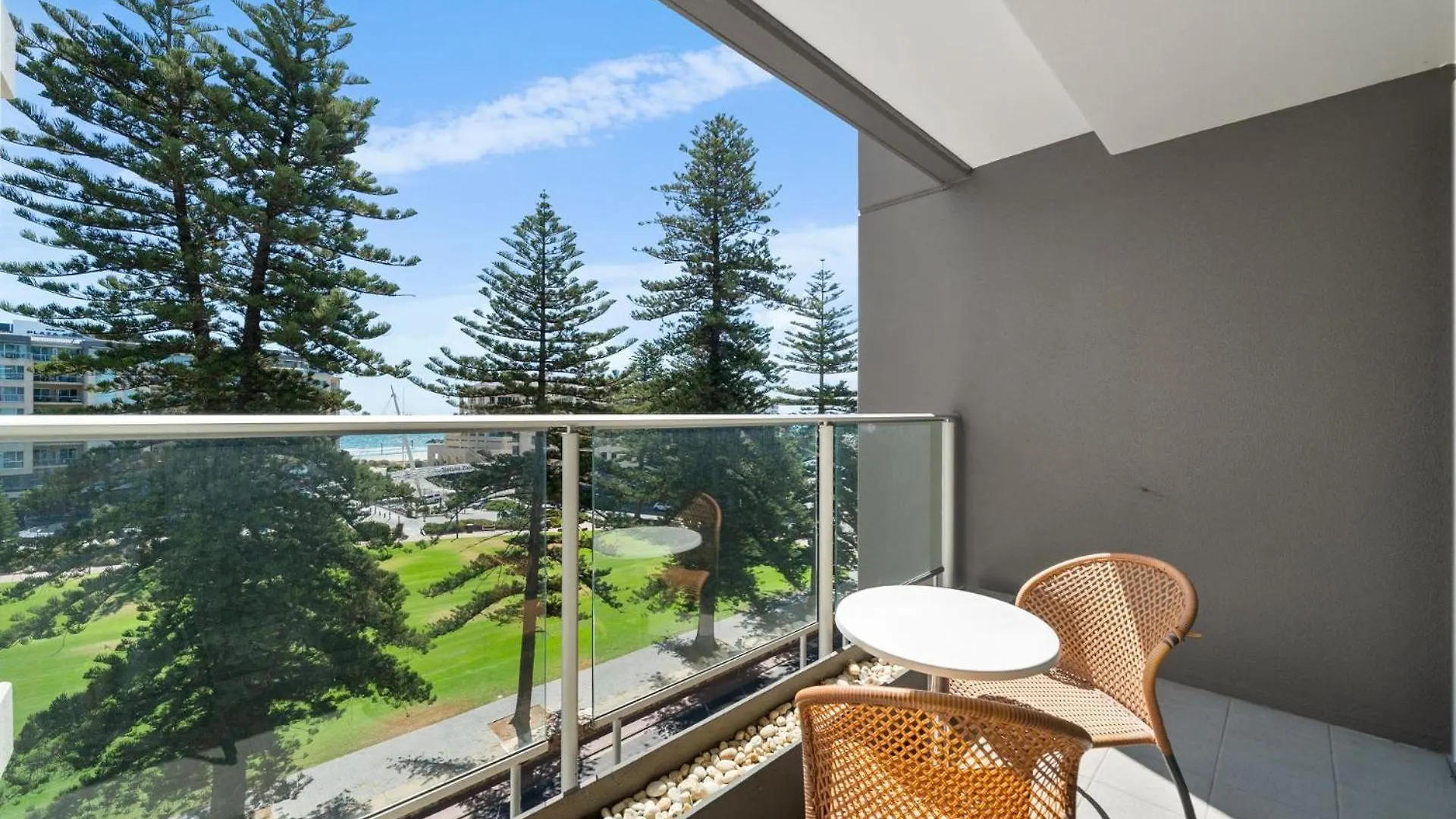 Belle Escapes - Lazy Days On Colley Terrace Apartment Glenelg